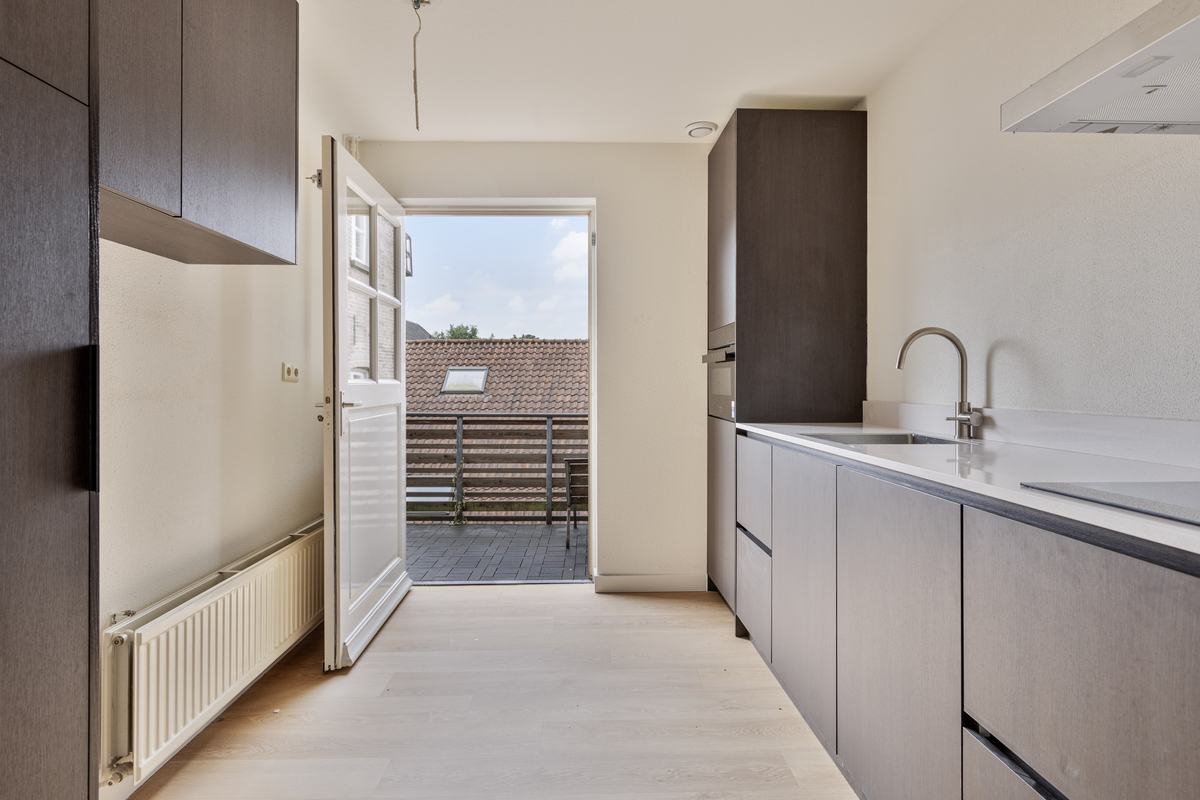 free-sector-houses for rent on Handelskade